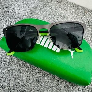 Puma PUO1100 008 5616-140 Black Green Mirror Square Sunglasses W/Pouch
